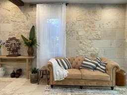 Loire Doree Ancienne Veneers